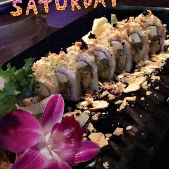 Mojo Thai & E-San - Crunchy garlic sushi roll - Thai Near Me - Naples, Florida Mojo Thai & E-San - Crunchy garlic sushi roll - Thai Near Me - Naples, Florida