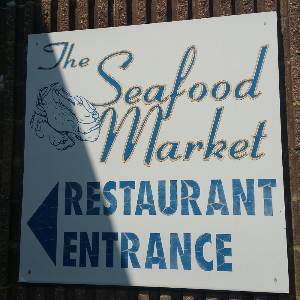 Graham & Rollins - Seafood Near Me - Hampton, Virginia