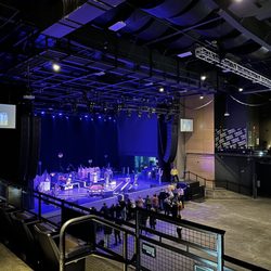 Stage AE - Lots of room to move