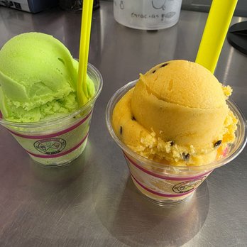 La Michoacana - 2 scoops of different flavored ice creams - Mexican Near Me - Temecula, California