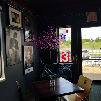 The Wolf Cafe - Music room - Coffee & Tea Near Me - Ballwin, Missouri