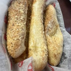Mio Pizza Shop - Breadsticks