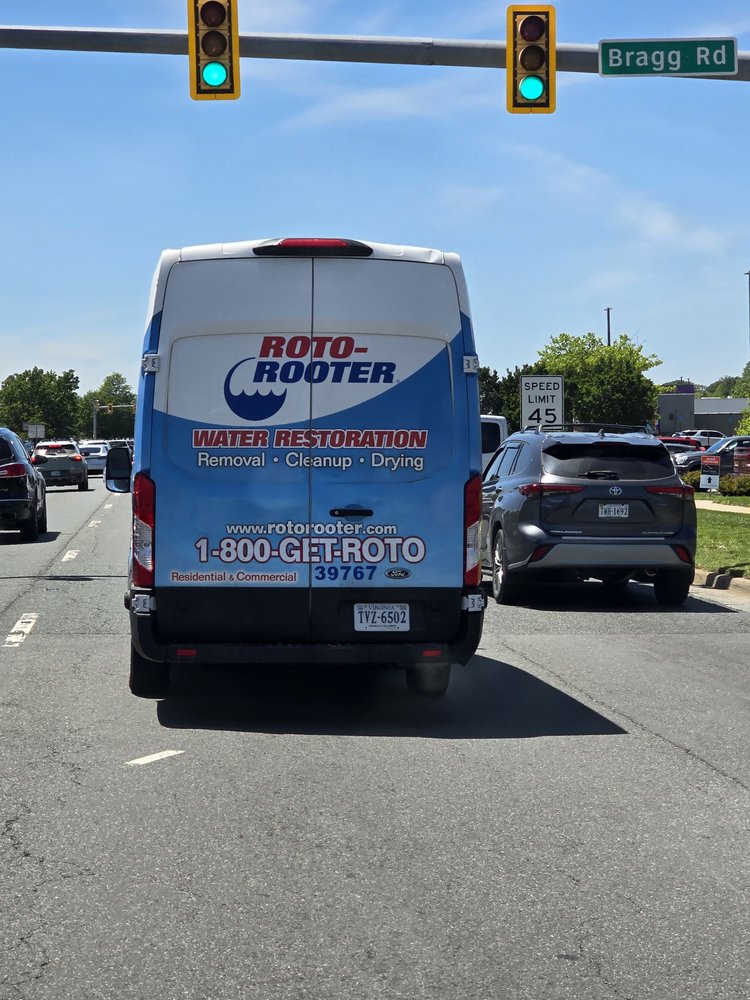 Slide of Roto-Rooter Plumbing & Water Cleanup