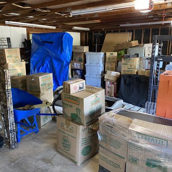 Redefyne Moving & Storage - 90% of items just placed in garage and left. - Movers Near Me - Portland, Oregon Redefyne Moving & Storage - 90% of items just placed in garage and left. - Movers Near Me - Portland, Oregon