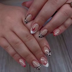 Couture Nails & Spa - Rockstar concert nails!