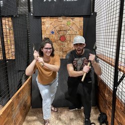 Celtic Axe Throwers - Raaahhhhh