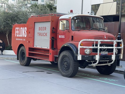 Felons Brewing Co by null