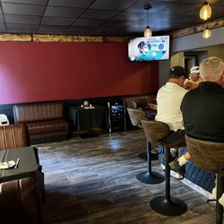 Joe Tony’s Bourbon Steak - I love these floorings and overall look