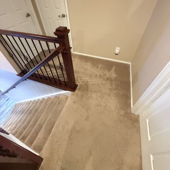 South Paw Floors - Our former upstairs landing with 10 year old carpet. Saul and Luis replaced all of this the a beautiful NuCore Luxury Vinyl in Jasper Oak. - Flooring Near Me South Paw Floors - Our former upstairs landing with 10 year old carpet. Saul and Luis replaced all of this the a beautiful NuCore Luxury Vinyl in Jasper Oak. - Flooring Near Me
