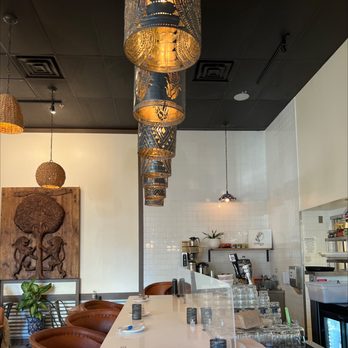 Tortilla Real - Decor blends traditional and modern. - Mexican Near Me - Petaluma, California