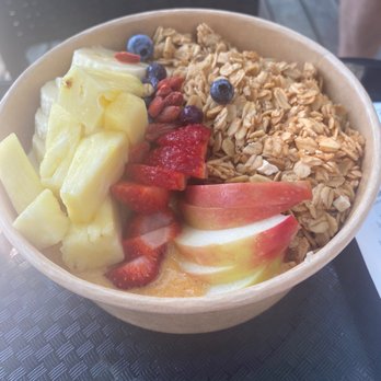 Gaïa - Smoothie dans un bol - Vegan Near Me - Bromont, Quebec