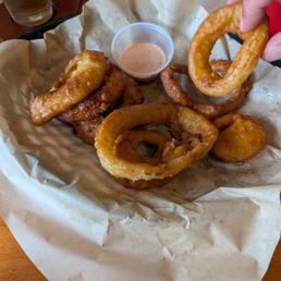 Onion Rings with a spicy delicious sauce Onion Rings with a spicy delicious sauce
