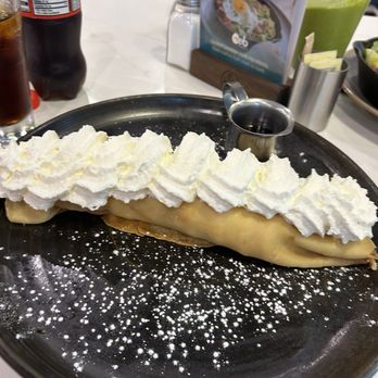 OEB Breakfast - Toronto Street - Breakfast & Brunch Near Me - Toronto, Ontario