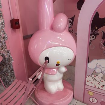 Sweet Cats Cafe - Themed Cafes Near Me - New York, New York Sweet Cats Cafe - Themed Cafes Near Me - New York, New York
