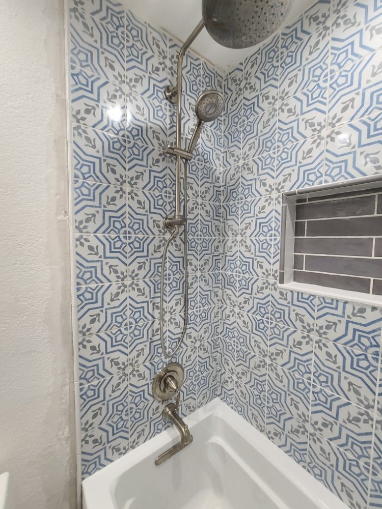 Slide of Saunders Construction