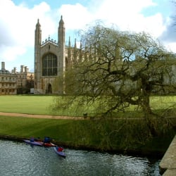 Kings College Choir - The famous King's College Chapel.