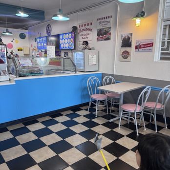 Dippin' Dots - Ice Cream & Frozen Yogurt Near Me - Monterey, California