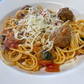 Basil Pasta Bar - Spaghetti & Meatballs - Italian Near Me - Edmonton, Alberta Basil Pasta Bar - Spaghetti & Meatballs - Italian Near Me - Edmonton, Alberta