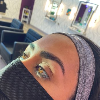 Perfect Eyebrow Threading - Brow lamination - Eyebrow Services Near Me - Eugene, Oregon