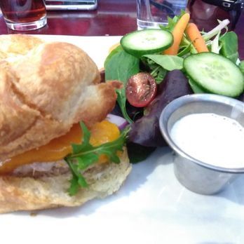Blue Moon Cafe - American Near Me - Fayetteville, North Carolina