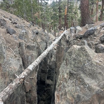 Earthquake Fault - Parks Near Me - Mammoth Lakes, California