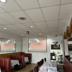 4 Dreams Nepali & Indian Cuisine - Ambience
