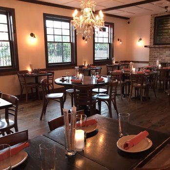 Vinoteca Poscol - Appropriately intimate dining - Wine Bars Near Me - Houston, Texas Vinoteca Poscol - Appropriately intimate dining - Wine Bars Near Me - Houston, Texas
