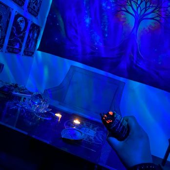 Sparrows Haven - Peaceful Tarot / Reading / Meditation Room - Spiritual Shop Near Me Sparrows Haven - Peaceful Tarot / Reading / Meditation Room - Spiritual Shop Near Me