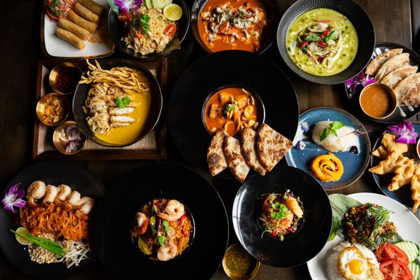 Som Dee Thai Kitchen & Bar by null