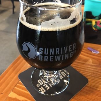 Sunriver Brewing -Oakway Pub - One of the best beers I've ever had - Thorns & Udders Raspberry Chocolate Milk Stout - New American Near Me - Eugene, Oregon