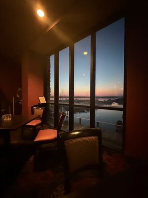 Shoreline Inn & Conference Center, an Ascend Collection Hotel by null