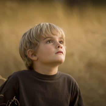 David Peters Photography - young boy dreaming - Session Photography Near Me David Peters Photography - young boy dreaming - Session Photography Near Me