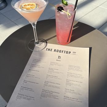 The Rooftop - Great Cocktails with a View - New American Near Me - Healdsburg, California The Rooftop - Great Cocktails with a View - New American Near Me - Healdsburg, California