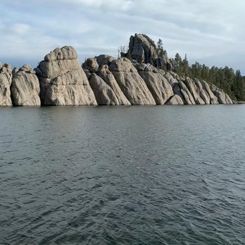Sylvan Lake Campground - Rees's Roots - Sylvan Lake - Custer State Park - South Dakota - Campgrounds Near Me - Custer, South Dakota