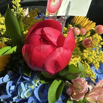 Florist Marketplace - Bouquet by yours truly ;) - Florists Near Me - Lake Forest, California Florist Marketplace - Bouquet by yours truly ;) - Florists Near Me - Lake Forest, California