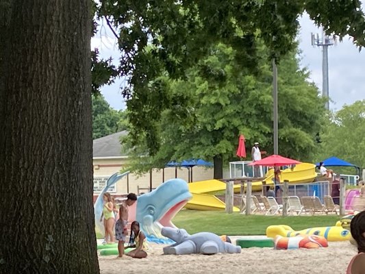 SPLASHDOWN WATERPARK - 45 Photos & 79 Reviews - Water Parks - 7500 Ben ...