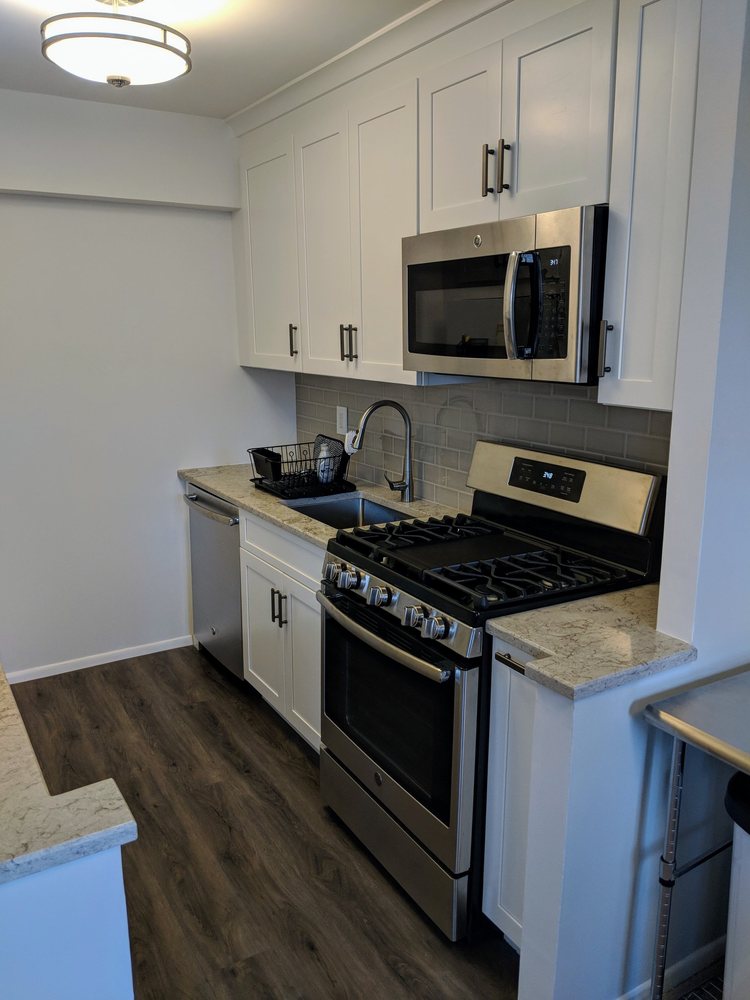 Kitchen & Bath - countertop fabricator in Bedford Hills, NY