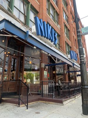 Niki's Pizza by null