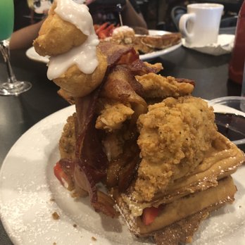 Maple Leaf Diner - American Near Me - Dallas, Texas Maple Leaf Diner - American Near Me - Dallas, Texas