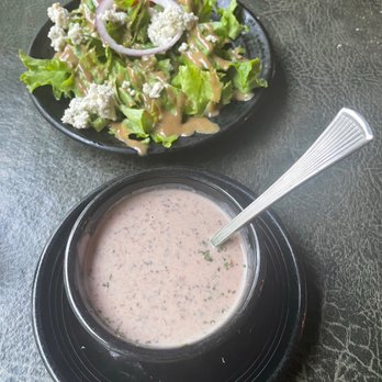 Gaskins Cabin Steakhouse - Side salad, and a soup of the day - Steakhouses Near Me - Eureka Springs, Arkansas Gaskins Cabin Steakhouse - Side salad, and a soup of the day - Steakhouses Near Me - Eureka Springs, Arkansas