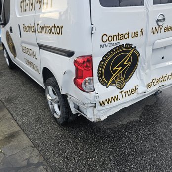Timeless Customs Collision & Repair - We specialize in fleets - Body Shops Near Me - Hawthorne, California Timeless Customs Collision & Repair - We specialize in fleets - Body Shops Near Me - Hawthorne, California