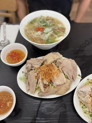 Bun Vit Thanh Da by null