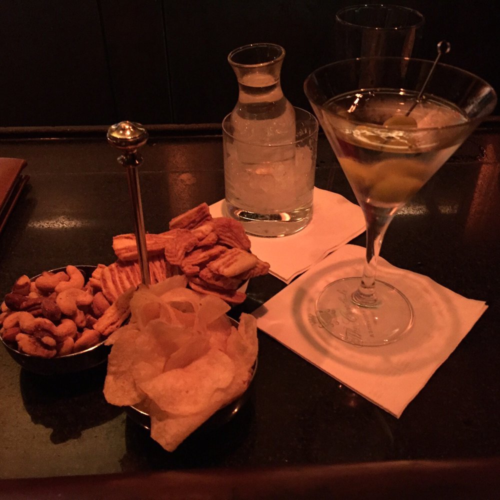 King Cole Bar - This is how it's done, King Cole Bar. You're the worst. - Lounges Near Me - New York, New York King Cole Bar - This is how it's done, King Cole Bar. You're the worst. - Lounges Near Me - New York, New York