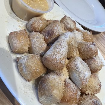 Mellow Mushroom Stockbridge - Pretzel bites with cheese - Pizza Near Me - Stockbridge, Georgia