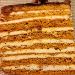 European Foods - Cake slice halved (3/16/23)