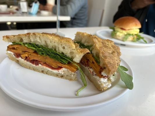 3 Little Figs by null