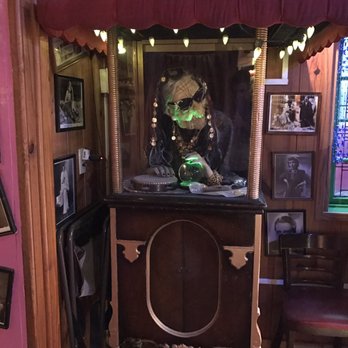 The Bubble Room - Tell the future? - Desserts Near Me - Captiva, Florida