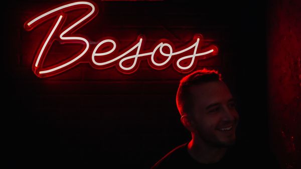 Tony's Siesta by null