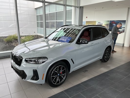 BMW PERFORMANCE CENTER - Updated August 2025 - 77 Photos & 31 Reviews ...