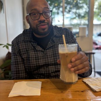 Balance Coffee Shop - Coffee & Tea Near Me - Sacramento, California Balance Coffee Shop - Coffee & Tea Near Me - Sacramento, California